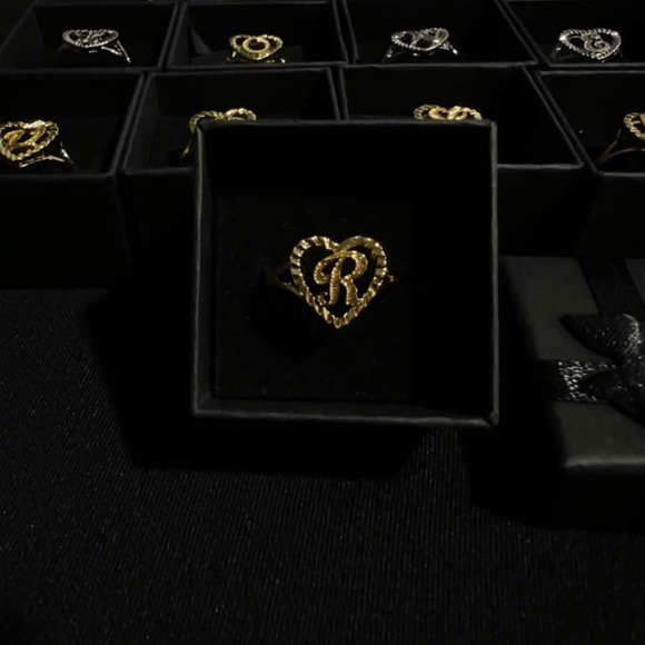 Initial Heart Adjustable Gold Ring Letter R - Picture 1 of 2